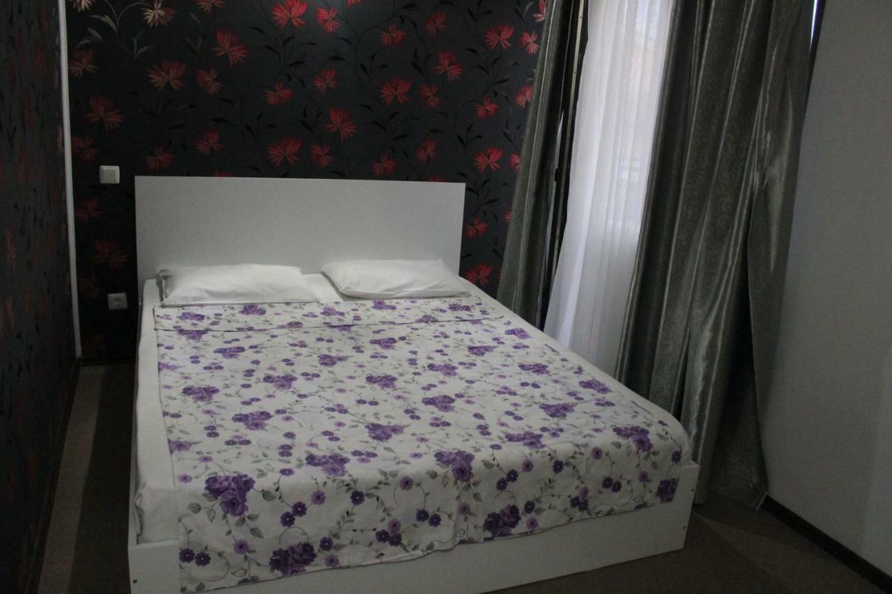 Da Boss Hotel คอสติเนช ภายนอก รูปภาพ
