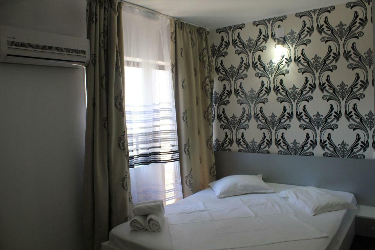 Da Boss Hotel คอสติเนช ภายนอก รูปภาพ